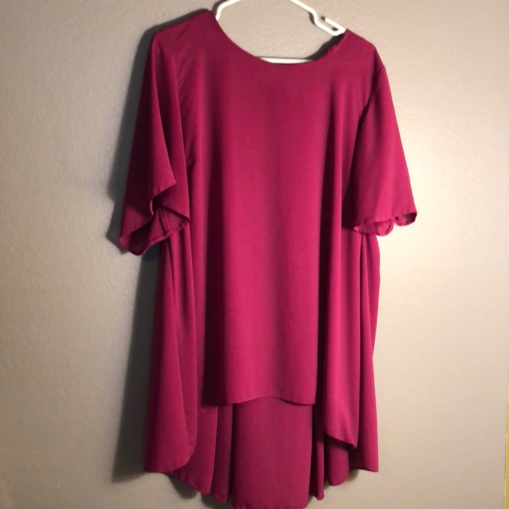 Gorgeous magenta high-low top!